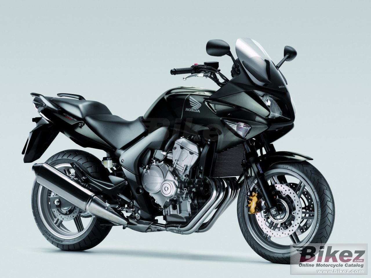 Big Honda cbf600s picture and wallpaper from Bikez.com